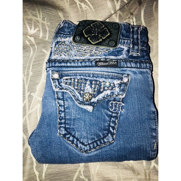 Miss Me Jeans - Picture 1 of 3